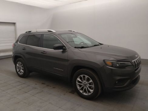 Used 2019 Jeep Cherokee Latitude Plus AWD/4WD image 11