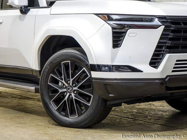 Used 2024 Lexus GX 550 w/ Accessory Package (Z1) AWD/4WD image 4