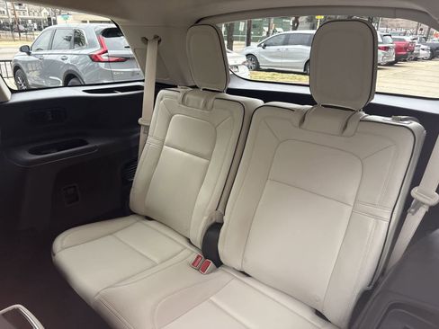 Used 2022 Lincoln Aviator Black Label w/ Dynamic Handling Package image 42