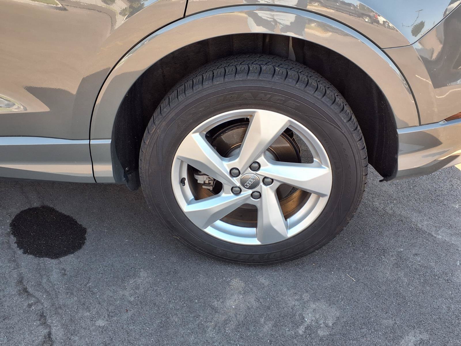 Used 2019 Audi Q3 2.0T Premium AWD/4WD image 20