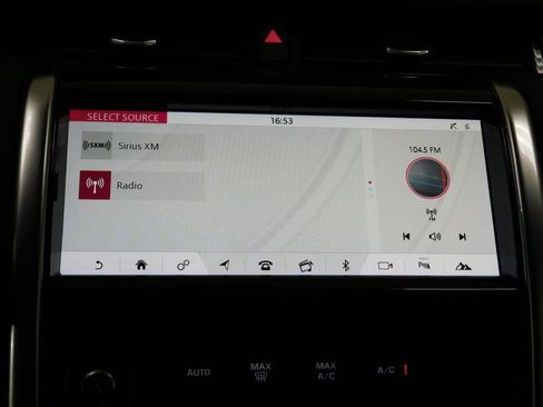 Used 2020 Land Rover Discovery Sport SE AWD/4WD image 46