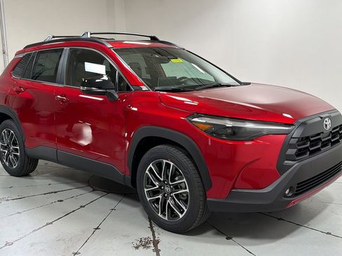 New 2026 Toyota Corolla Cross XLE image 3