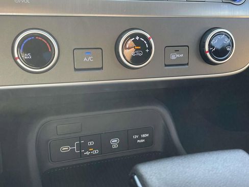 New 2026 Hyundai Kona SE image 29