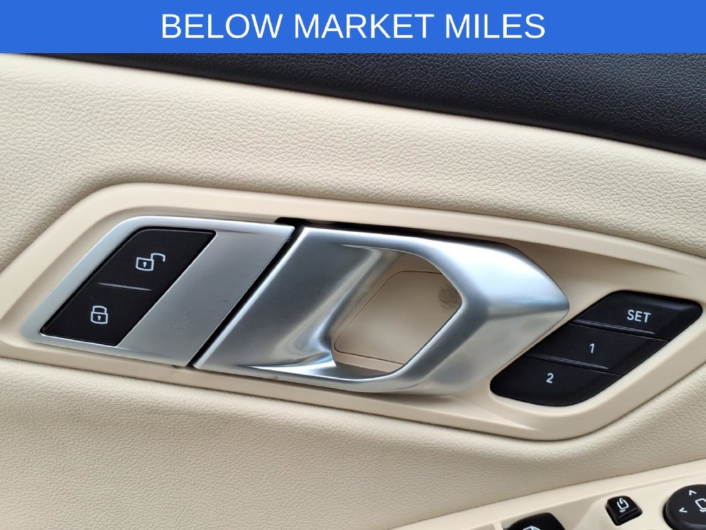 Used 2023 BMW 330i xDrive Sedan w/ Premium Package AWD/4WD image 18