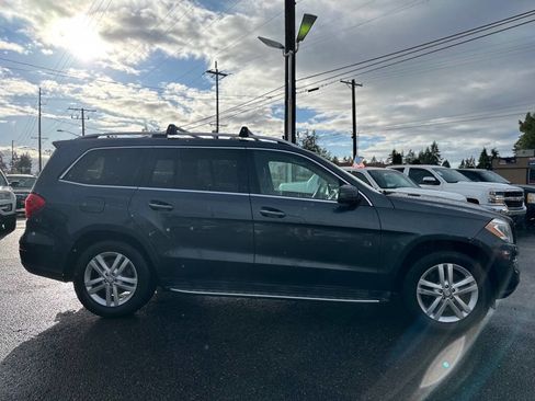 Used 2013 Mercedes-Benz GL 450 4MATIC image 5