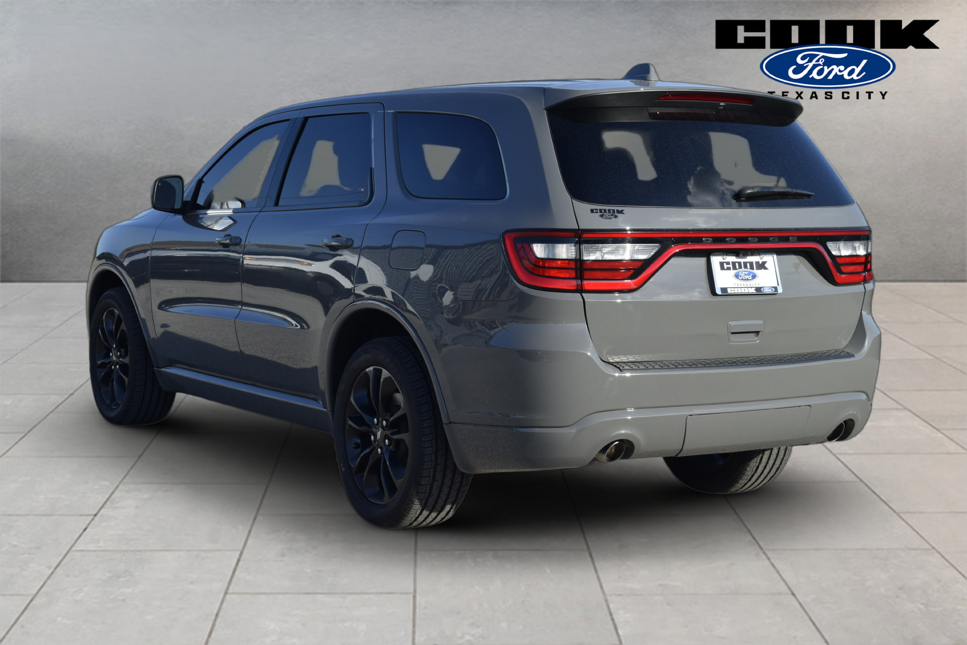 Used 2022 Dodge Durango SXT w/ Blacktop Package AWD/4WD image 4