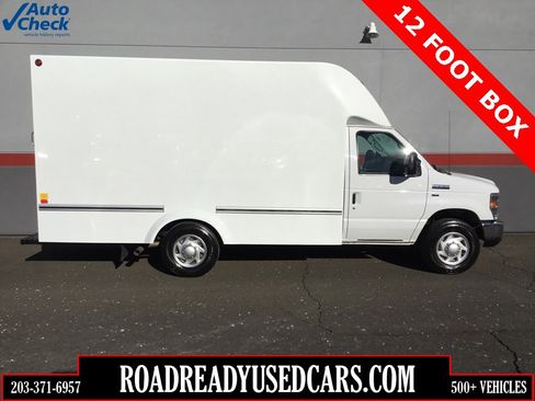 Used 2016 Ford E-350 and Econoline 350 Super Duty image 1