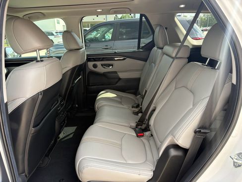 Certified 2024 Honda Pilot Touring image 25