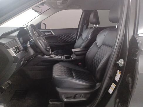 Used 2023 Mitsubishi Outlander SEL FWD image 17