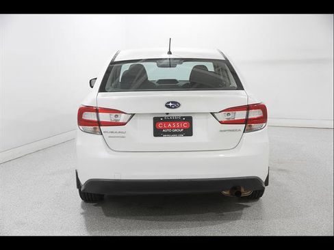 Used 2018 Subaru Impreza 2.0i AWD/4WD image 19