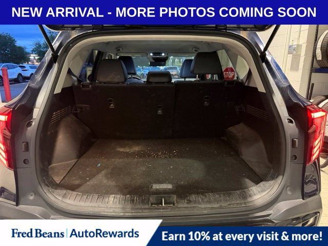 Used 2024 Kia Seltos S AWD/4WD image 8