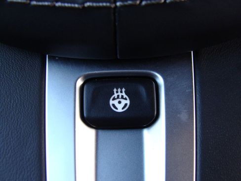 Used 2021 BMW X5 M50i w/ Executive Package image 23