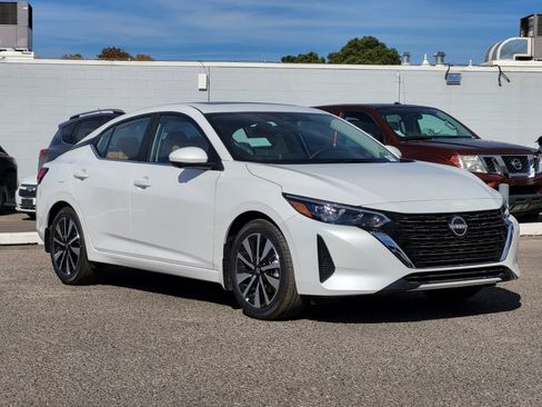 New 2025 Nissan Sentra SV w/ SV Premium Package image 6
