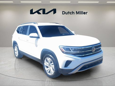 Used 2023 Volkswagen Atlas SE AWD/4WD image 5