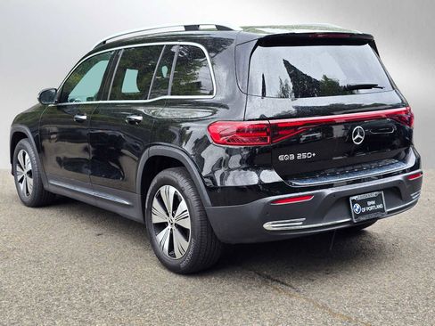 Used 2024 Mercedes-Benz EQB 250+ image 5