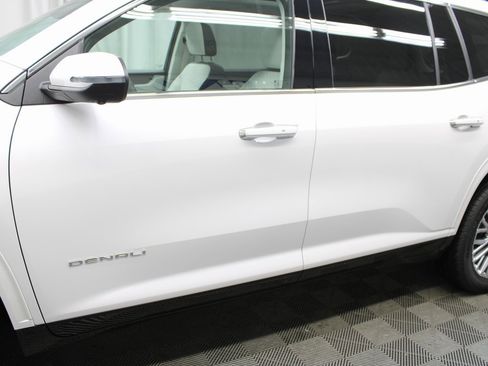 Used 2024 GMC Acadia Denali image 48