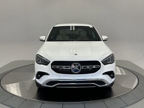 Certified 2025 Mercedes-Benz GLA 250 image 2
