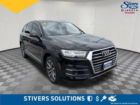 Used 2019 Audi Q7 3.0T Premium Plus w/ Premium Plus Package AWD/4WD image 3