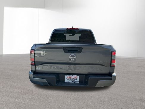 Used 2022 Nissan Frontier SV AWD/4WD image 10