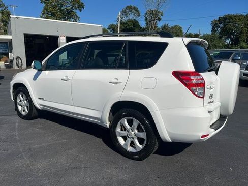 Used 2011 Toyota RAV4 Limited w/ Limited Extra Value Pkg AWD/4WD image 4