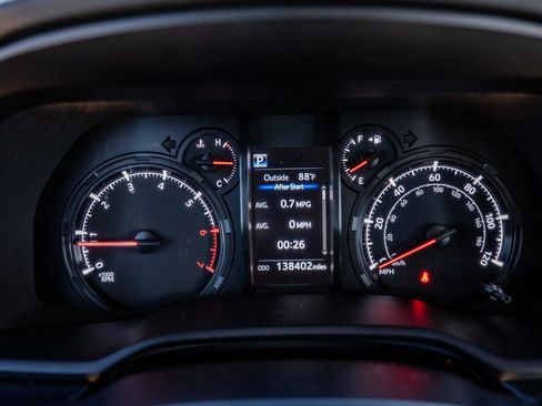 Used 2021 Toyota 4Runner SR5 AWD/4WD image 19