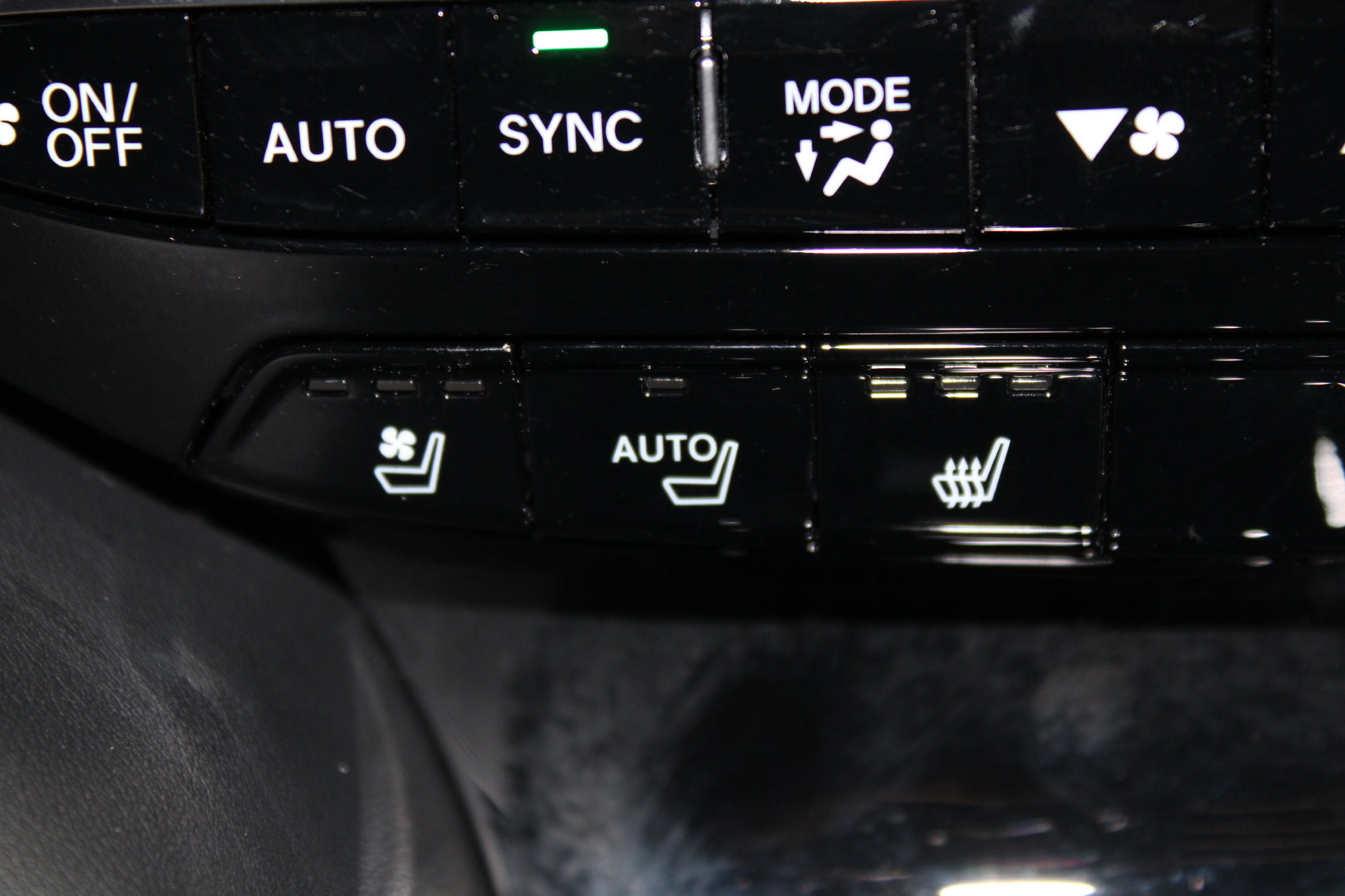 Used 2023 Acura MDX w/ Advance Package AWD/4WD image 41