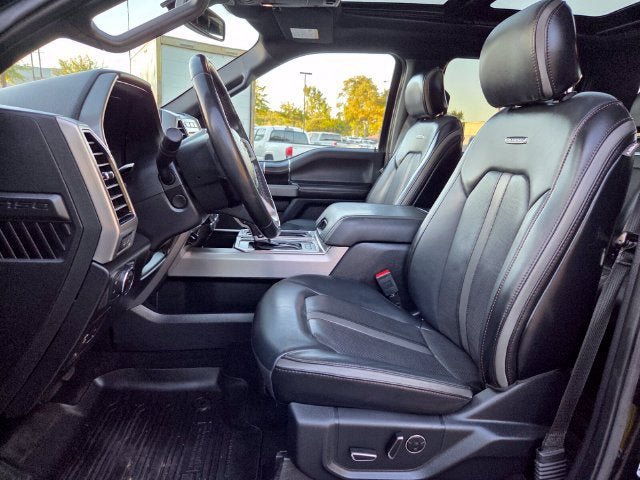 Used 2019 Ford F150 Platinum w/ Equipment Group 701A Luxury AWD/4WD image 8