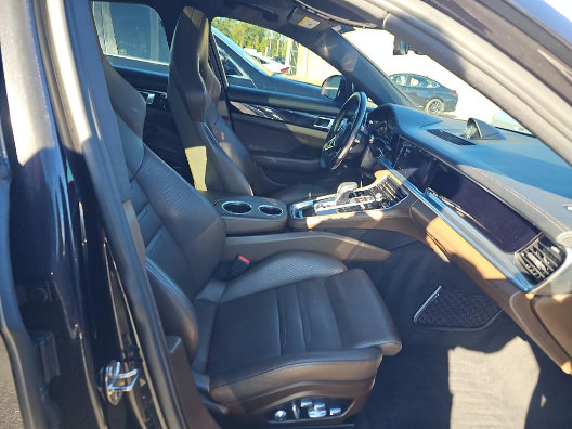 Used 2019 Porsche Panamera 4 AWD/4WD image 4