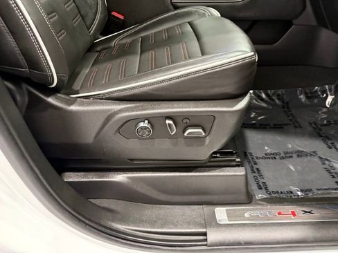 Used 2024 GMC Sierra 1500 AT4X image 22