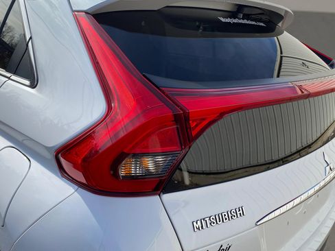 Used 2018 Mitsubishi Eclipse Cross SEL image 13