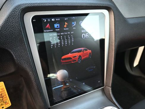 Used 2012 Ford Mustang GT image 10