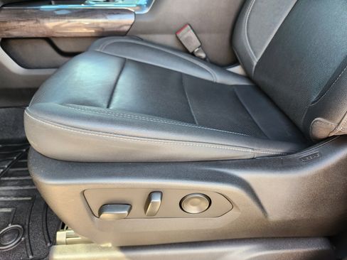 Used 2024 Chevrolet Silverado 3500 LTZ w/ LTZ Plus Package image 26