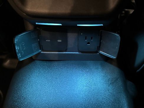 New 2025 Ford Bronco Badlands image 28