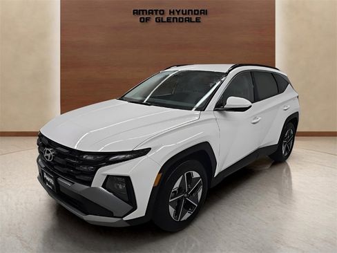 Used 2025 Hyundai Tucson SEL image 2