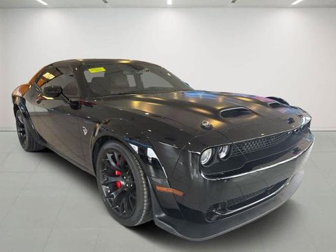 Used 2023 Dodge Challenger SRT Hellcat image 6