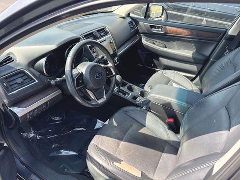 Used 2019 Subaru Outback 2.5i Limited w/ Popular Package #2 image 10