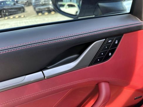 Used 2024 Porsche 911 Carrera S image 12