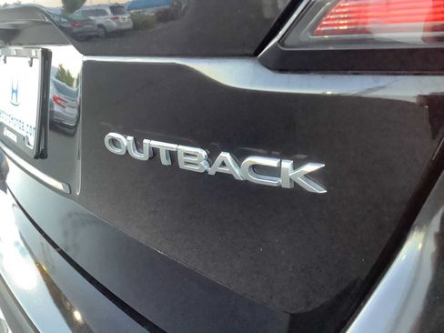 Used 2023 Subaru Outback Limited AWD/4WD image 6