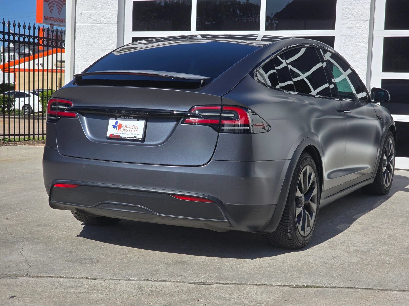 Used 2023 Tesla Model X AWD/4WD image 4