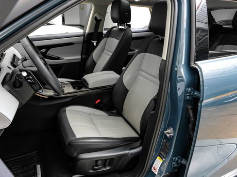 Used 2024 Land Rover Range Rover Evoque Dynamic SE image 35