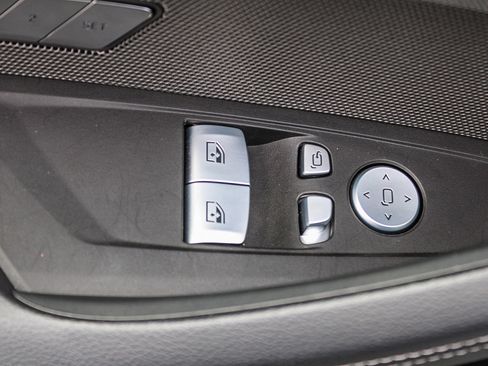 Used 2026 BMW 430i Coupe w/ Parking Assistance Package RWD image 20