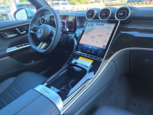 New 2026 Mercedes-Benz GLC 300 GLC 300 image 18