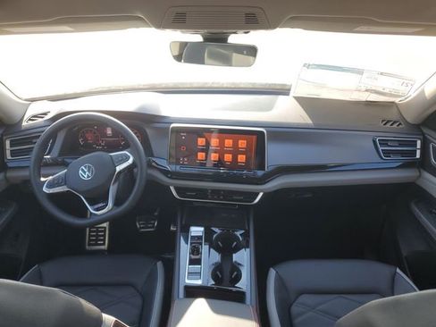 New 2026 Volkswagen Atlas Peak Edition image 26
