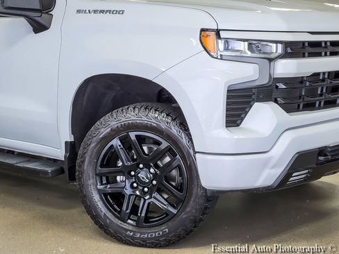 Used 2024 Chevrolet Silverado 1500 RST AWD/4WD image 3