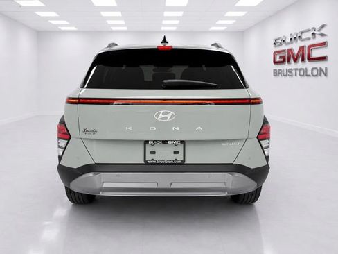 Used 2024 Hyundai Kona Limited AWD/4WD image 7
