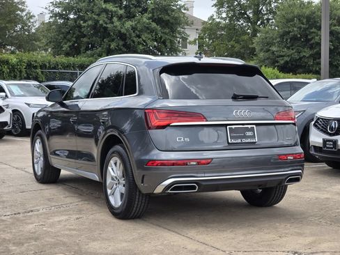 Certified 2023 Audi Q5 2.0T Premium w/ Convenience Package AWD/4WD image 11