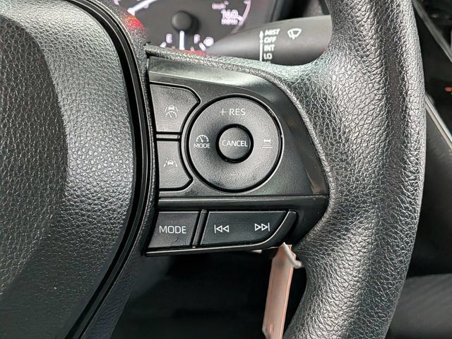 Used 2023 Toyota Corolla LE FWD image 23