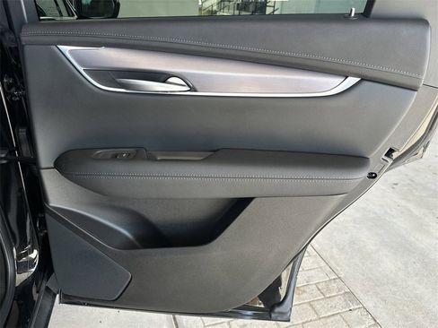 New 2025 Cadillac XT5 Luxury w/ LPO, Floor Liner Package image 30