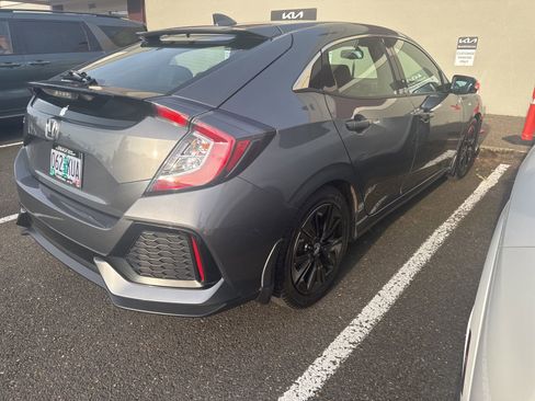 Used 2018 Honda Civic EX-L image 4