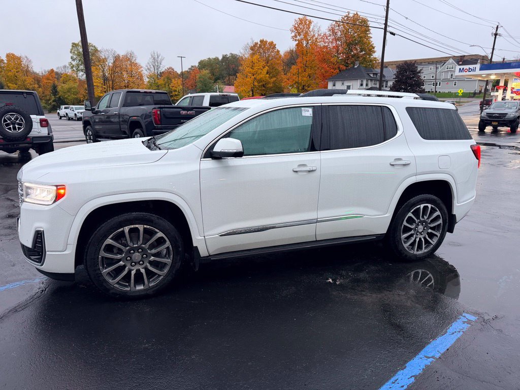Certified 2021 GMC Acadia Denali w/ Denali Technology Package AWD/4WD image 8